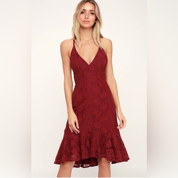 LULUS Love Like You Mean It Wine Red Backless Lace Midi Dress NWT SIZE: MEDIUM - Picture 3 of 14